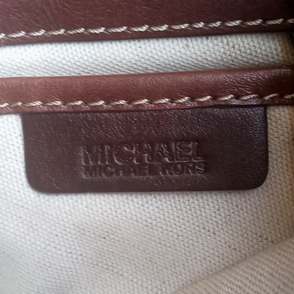 Michael kors bag - Picture 8 of 9